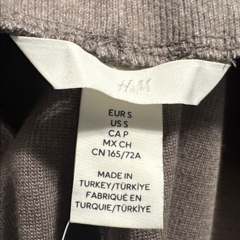 H&M Fine-Knit - Loose-Fit High Waisted Pants - Taupe Melange - Picture 5 of 5